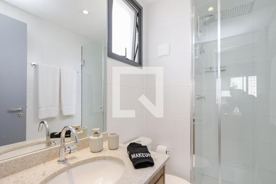 Banheiro de kitnet/studio para alugar com 1 quarto, 24m² em Brooklin Paulista, São Paulo