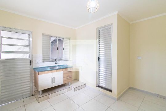 Studio de kitnet/studio para alugar com 1 quarto, 25m² em Vila Monteiro Lobato, Guarulhos