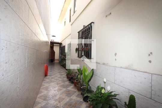 Corredor de casa à venda com 3 quartos, 160m² em Vila Alpina, São Paulo