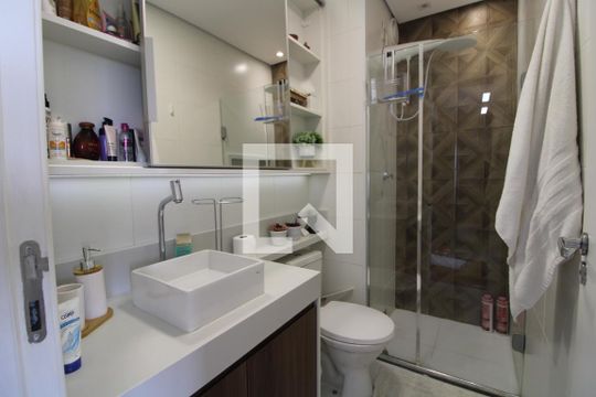 Banheiro de apartamento à venda com 2 quartos, 35m² em Jurubatuba, São Paulo
