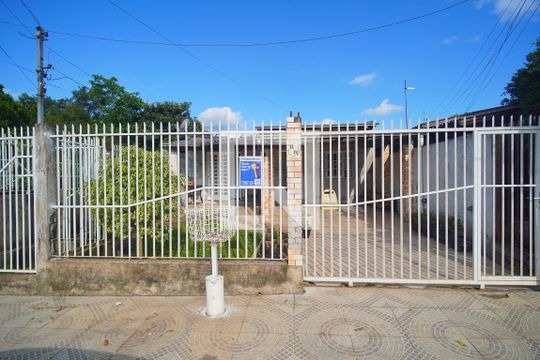 Fachada de casa para alugar com 3 quartos, 130m² em Feitoria, São Leopoldo