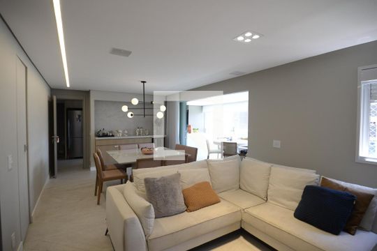 Sala de apartamento à venda com 3 quartos, 140m² em Vila Dom Pedro I, São Paulo