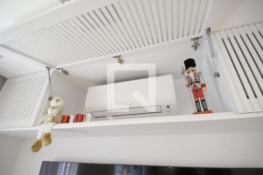 Sala de apartamento à venda com 3 quartos, 140m² em Vila Dom Pedro I, São Paulo
