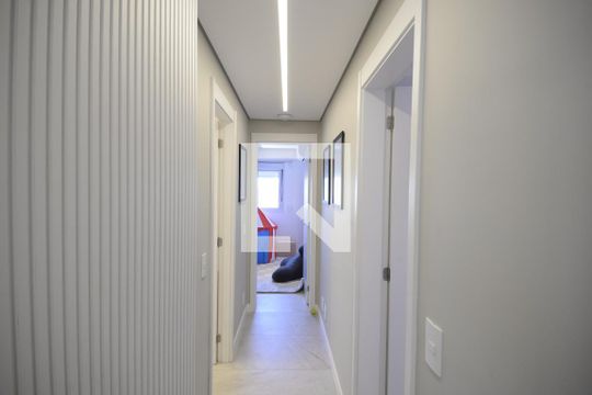 Corredor de apartamento à venda com 3 quartos, 140m² em Vila Dom Pedro I, São Paulo