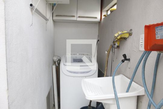 Área de Serviço de casa de condomínio para alugar com 3 quartos, 160m² em Bela Vista, Alvorada