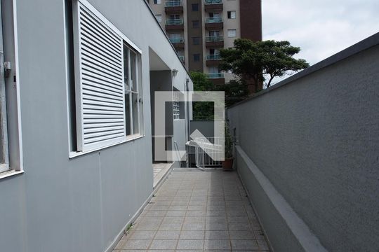 Quintal de casa para alugar com 3 quartos, 266m² em Jardim Messina, Jundiaí