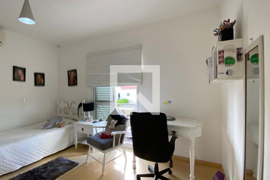 Suíte 1 de casa de condomínio à venda com 4 quartos, 320m² em Tamboré, Santana de Parnaíba