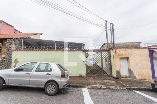 Fachada de casa à venda com 2 quartos, 65m² em Concórdia, Belo Horizonte