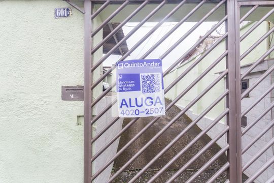 Plaquinha Instalada de casa à venda com 2 quartos, 65m² em Concórdia, Belo Horizonte
