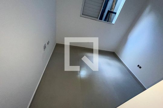 Quarto 1 de apartamento para alugar com 2 quartos, 35m² em Jardim Nordeste, São Paulo