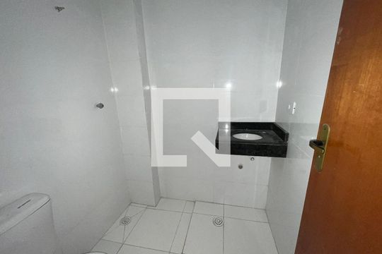 Banheiro de apartamento para alugar com 2 quartos, 35m² em Jardim Nordeste, São Paulo