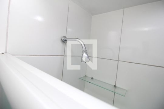 Chuveiro de apartamento para alugar com 1 quarto, 40m² em Flamengo, Rio de Janeiro