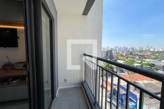 Sacada de kitnet/studio para alugar com 1 quarto, 32m² em Indianópolis, São Paulo