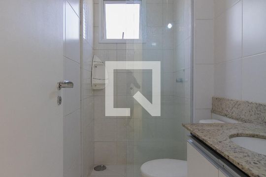 Banheiro de apartamento à venda com 2 quartos, 52m² em Fazenda Morumbi, São Paulo