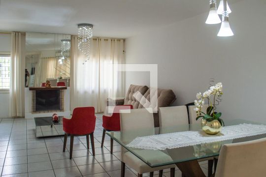 Casa para alugar com 3 quartos, 150m² em Espírito Santo, Porto Alegre