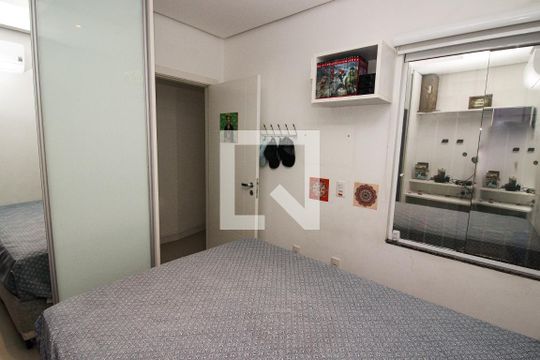 Quarto 1 de casa à venda com 2 quartos, 110m² em Cidade Baixa, Porto Alegre