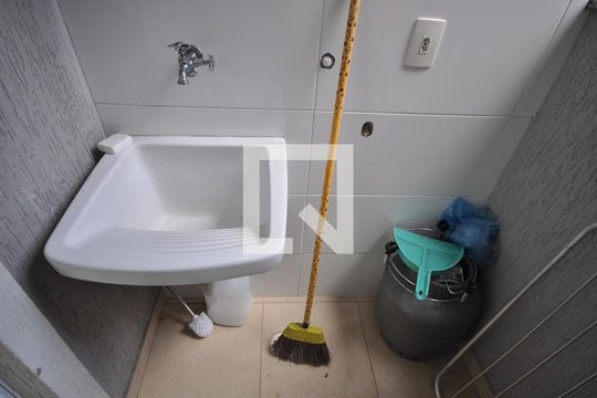 Área de Serviço de casa de condomínio para alugar com 1 quarto, 36m² em Vila Mazzei, São Paulo
