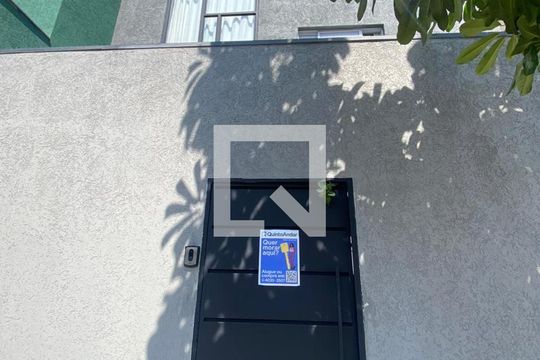 Fachada de casa à venda com 4 quartos, 219m² em Ferrazópolis, São Bernardo do Campo