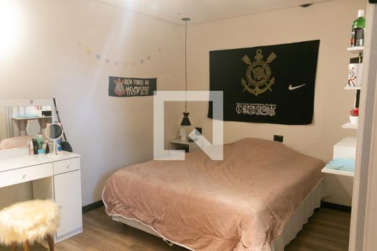 Suíte 1 de casa à venda com 4 quartos, 219m² em Ferrazópolis, São Bernardo do Campo