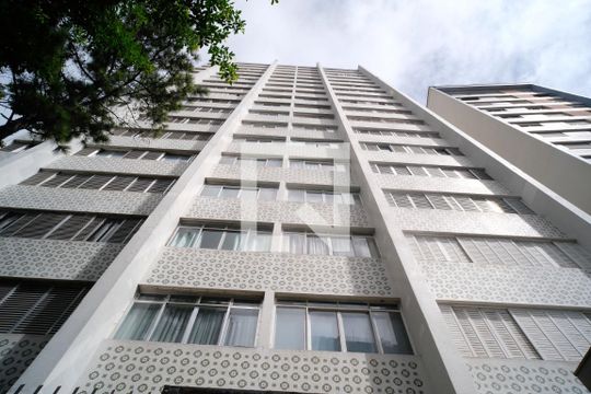 Fachada de apartamento à venda com 2 quartos, 74m² em Cerqueira César, São Paulo