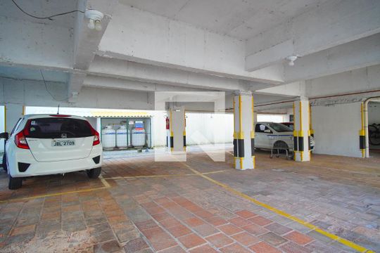 Garagem de apartamento à venda com 2 quartos, 63m² em Higienópolis, Porto Alegre