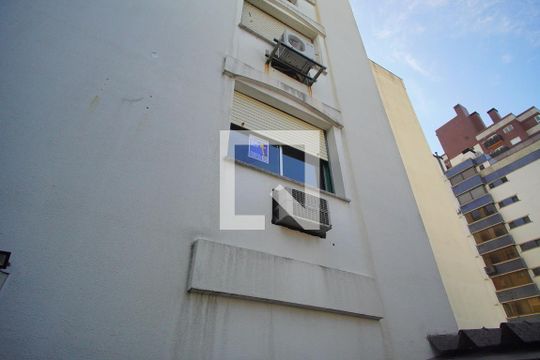 Fachada de apartamento à venda com 2 quartos, 63m² em Higienópolis, Porto Alegre