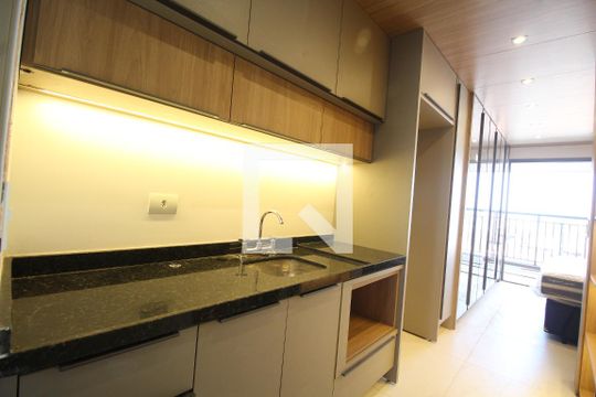 Cozinha de kitnet/studio para alugar com 1 quarto, 30m² em Tucuruvi, São Paulo