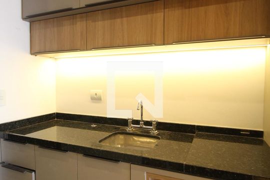 Cozinha de kitnet/studio para alugar com 1 quarto, 30m² em Tucuruvi, São Paulo