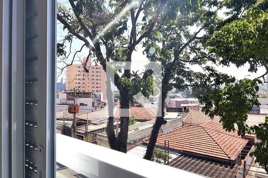 Suíte - Varanda do Quarto 2 de apartamento para alugar com 2 quartos, 104m² em Santa Teresinha, Santo André