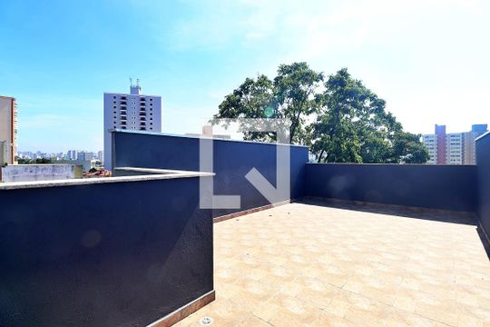 Área externa de apartamento para alugar com 2 quartos, 104m² em Santa Teresinha, Santo André