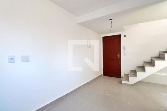 Sala de apartamento para alugar com 2 quartos, 104m² em Santa Teresinha, Santo André