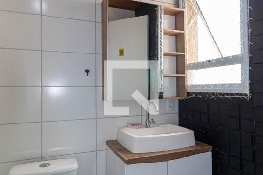 Banheiro de apartamento para alugar com 2 quartos, 45m² em Jardim América da Penha, São Paulo