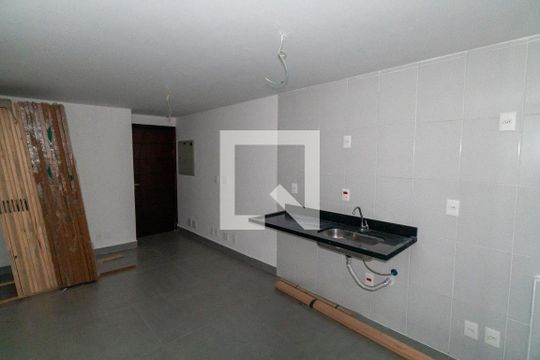 Sala/Cozinha de apartamento para alugar com 2 quartos, 51m² em Vila Gea, São Paulo