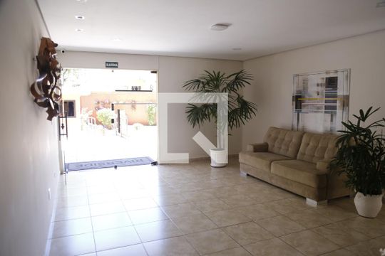 Hall de entrada de apartamento à venda com 2 quartos, 104m² em Piqueri, São Paulo