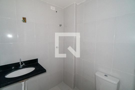 Banheiro de apartamento para alugar com 2 quartos, 47m² em Vila Gea, São Paulo