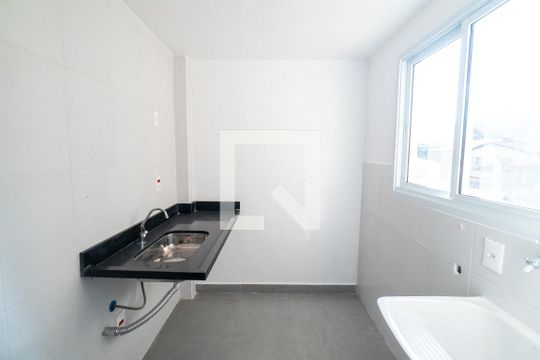 Cozinha e Área de Serviço de apartamento para alugar com 1 quarto, 27m² em Vila Gea, São Paulo