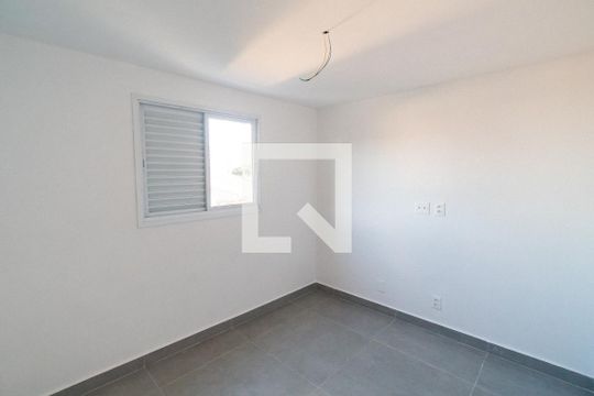 Quarto 2 de apartamento para alugar com 2 quartos, 47m² em Vila Gea, São Paulo