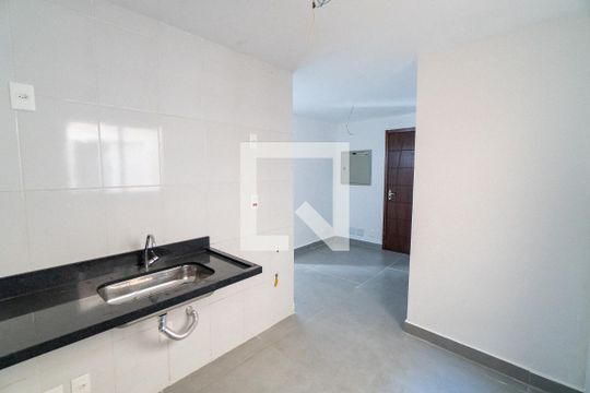 Cozinha e Área de Serviço de apartamento para alugar com 1 quarto, 27m² em Vila Gea, São Paulo