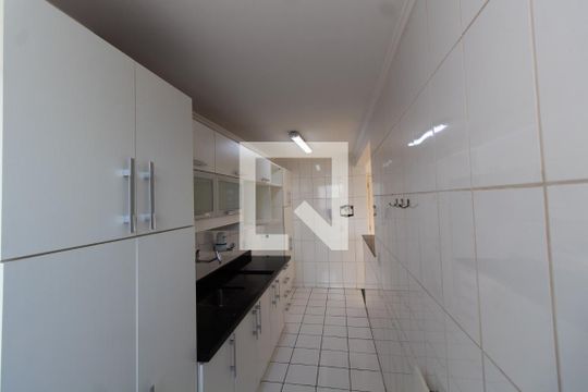 Cozinha de apartamento à venda com 3 quartos, 154m² em Bonfim, Campinas