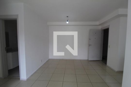 Sala de apartamento para alugar com 3 quartos, 90m² em Jacarepaguá, Rio de Janeiro