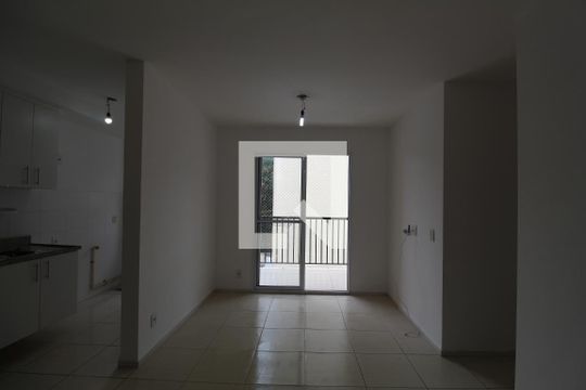 Sala de apartamento para alugar com 3 quartos, 90m² em Jacarepaguá, Rio de Janeiro