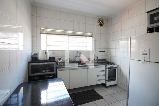 Cozinha  de casa para alugar com 2 quartos, 133m² em Vila Santa Luzia, São Bernardo do Campo