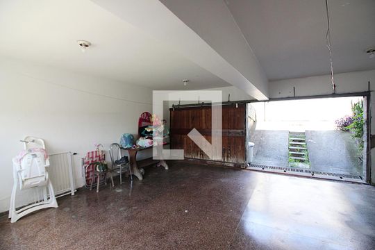 Garagem de casa para alugar com 2 quartos, 133m² em Vila Santa Luzia, São Bernardo do Campo