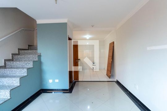 Sala de casa de condomínio à venda com 2 quartos, 63m² em Vila Ponte Rasa, São Paulo
