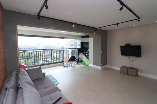 Sala de TV de apartamento à venda com 2 quartos, 84m² em Vila Zilda, São Paulo