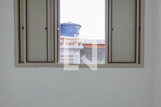 Escritório de casa à venda com 2 quartos, 180m² em Partenon, Porto Alegre