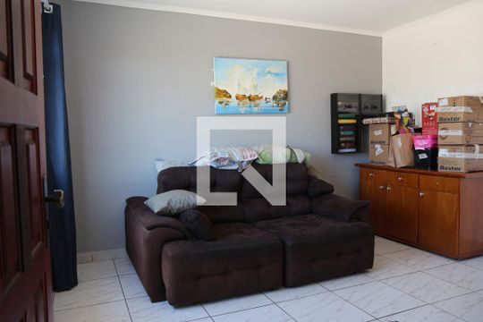 Sala de casa para alugar com 2 quartos, 100m² em Parque Independência, São Paulo