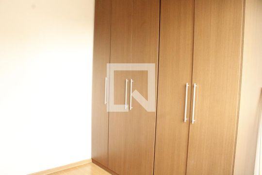 Quarto 1 de apartamento à venda com 2 quartos, 45m² em Chacaras Reunidas Santa Terezinha, Contagem