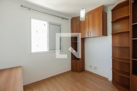 Quarto 1 de apartamento para alugar com 2 quartos, 50m² em Chácara Califórnia, São Paulo