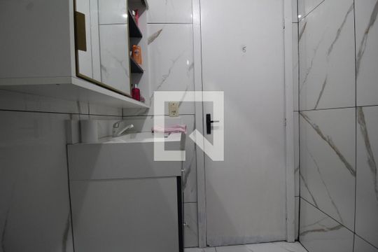 Banheiro 2 de casa para alugar com 4 quartos, 198m² em Niterói, Canoas